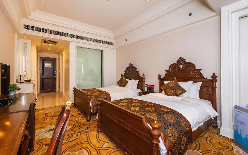 Zhengzhou Yiquan International Hotel
