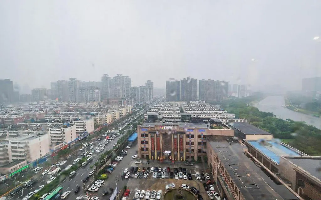 Zhengzhou Yiquan International Hotel 中国