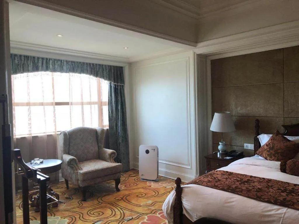 Zhengzhou Yiquan International Hotel