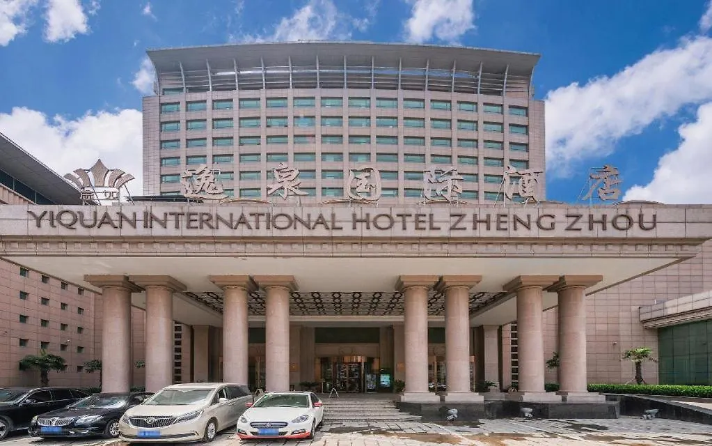 Zhengzhou Yiquan International Hotel 5*,